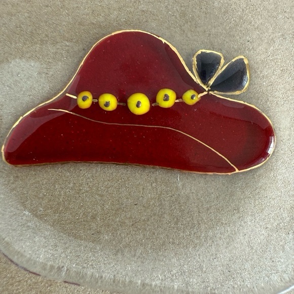 Vtg Red Hat Society Glass Dish Fused Red Glass w Yellow Beads and Purple Bow - Picture 5 of 5